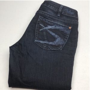 LIKE NEW SILVER AIKO SLIM STRAIGHT JEANS 31x33 ⭐️